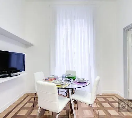 Bezzecca Suites *