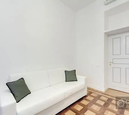 Appartement Bezzecca Suites
