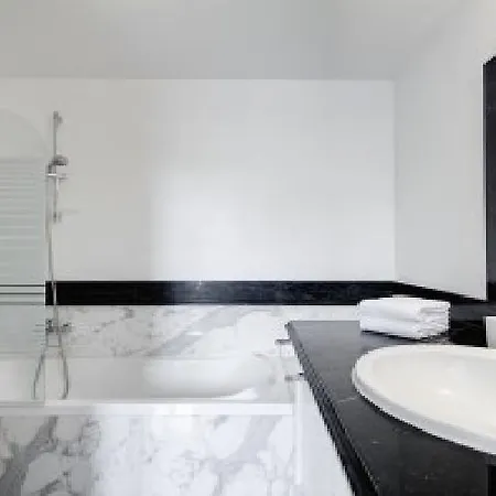 Bezzecca Suites Rome